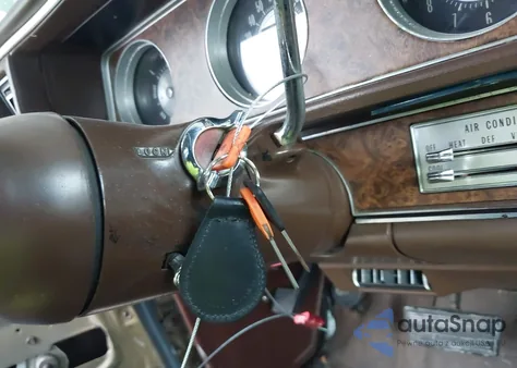 1970 Oldsmobile Cutlass Supreme from USA, damaged, VIN 342570E165987